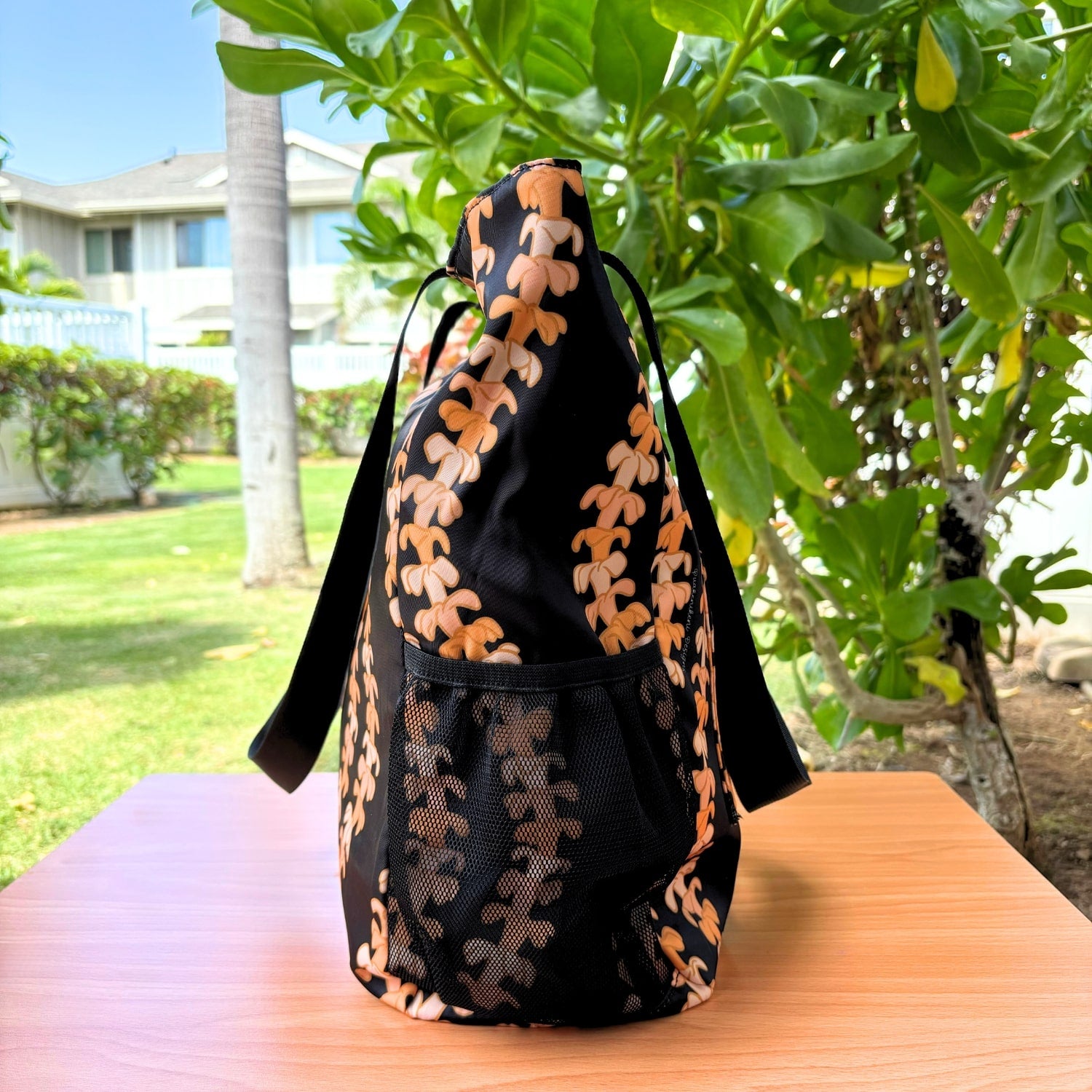 Pua kenikeni Holoholo bag in Kaulua by Puakenikeni Designs - Made for Hawaii Puakenikeni tote bag side view